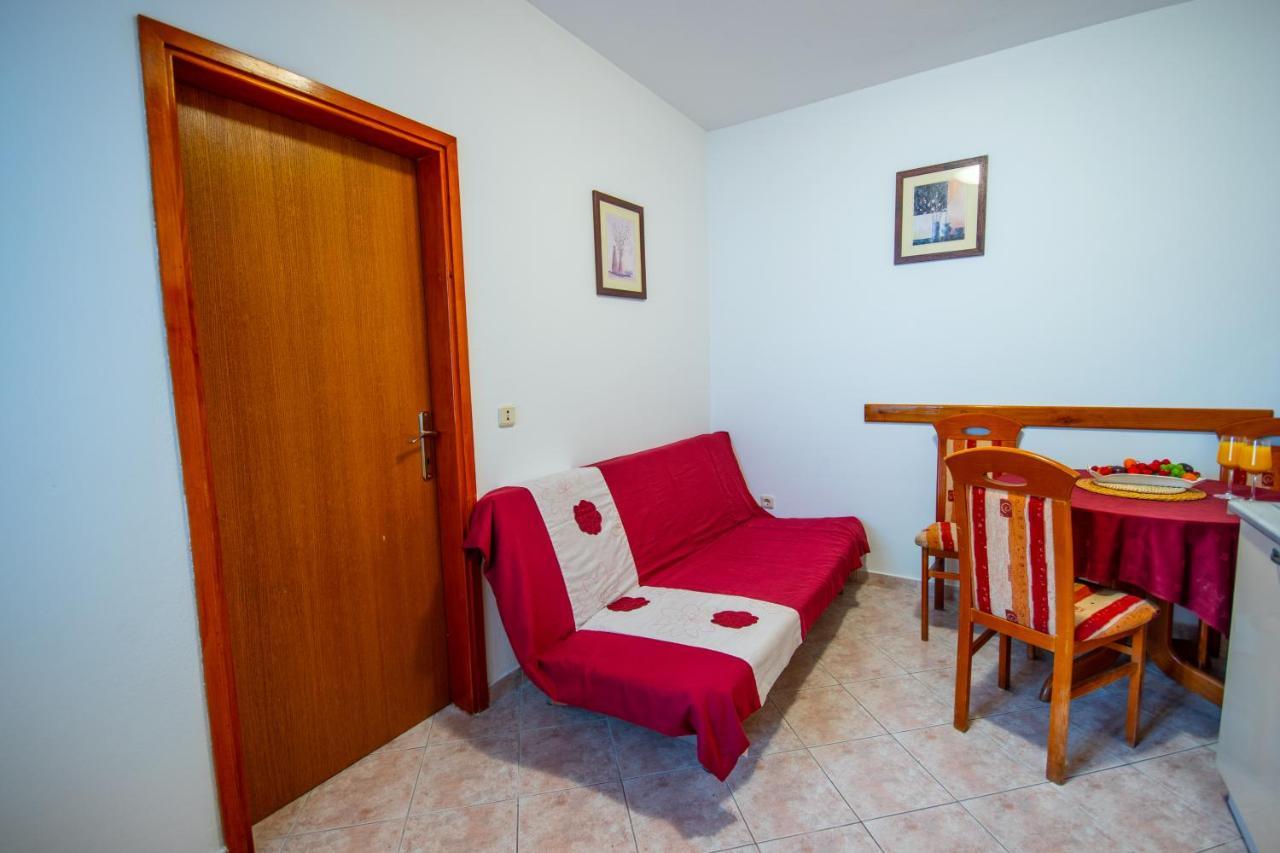 Apartment Franic Podstrana Exterior foto